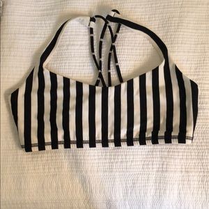 Lululemon free to be bra
